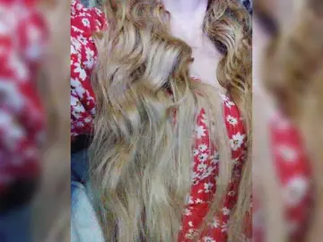 Isabel-LM  live sex cam