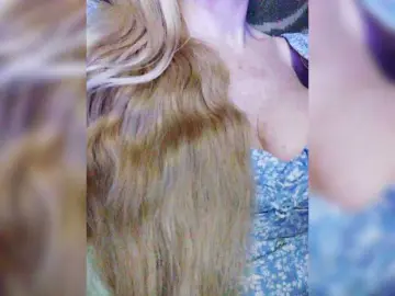 Isabel-LM  live sex cam