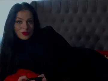 MadelynVelure  live sex cam