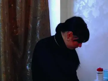 MadelynVelure  live sex cam