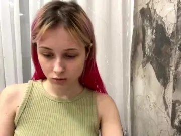 MichalMccahill  live sex cam