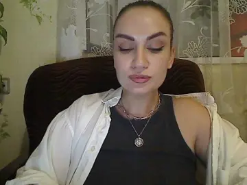 SerafimaArt  live sex cam