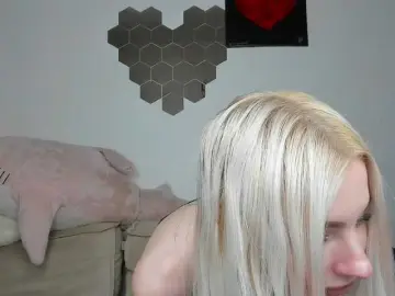 Daeneryy  live sex cam