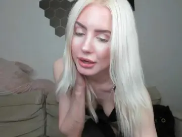 Daeneryy  live sex cam