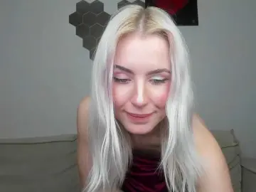 Daeneryy  live sex cam