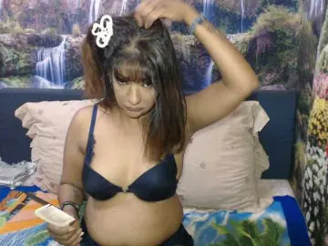 Indianaqua  live sex cam