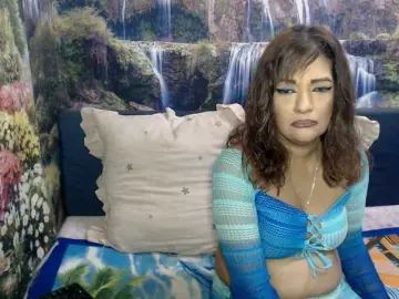 Indianaqua  live sex cam