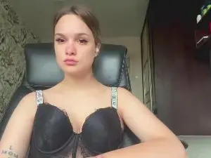 HoaGrosjean  live sex cam