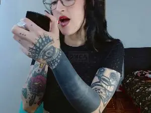 Inked_Val  live sex cam