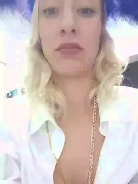 Rubi2026  live sex cam