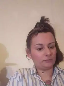 SnowDiamond95  live sex cam