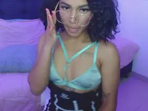 Isla_rosee  live sex cam