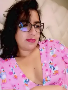 SweetHonySophie  live sex cam