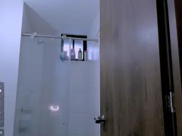 Kittyfeet1  live sex cam