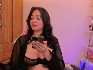 Kittyfeet1  live sex cam
