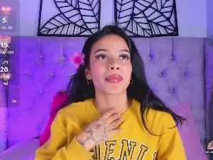 Kazumiii  live sex cam