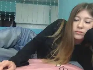 KeraFalacco  live sex cam