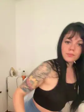 Luly2802  live sex cam