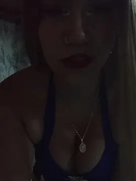 Onyxqueen  live sex cam