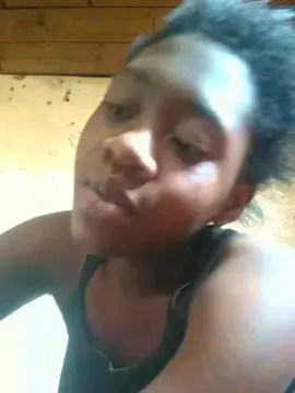 Tinah44  live sex cam