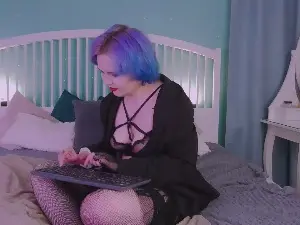 YourVanessa  live sex cam