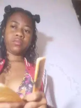 Berthine5  live sex cam