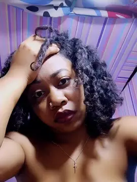 Kamalia1  live sex cam