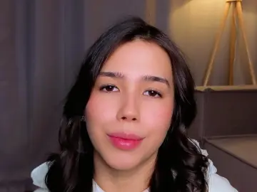 LisanOwens  live sex cam
