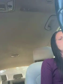 Prettyittybitty  live sex cam