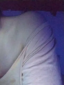 Cherry_xxx_hot  live sex cam