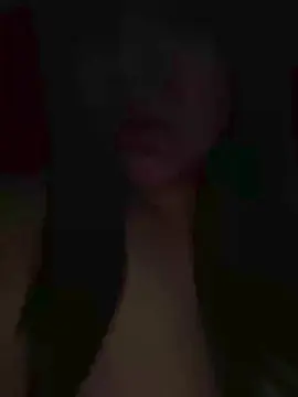 Juuli33  live sex cam