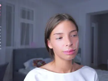 Kittyummy  live sex cam