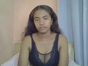 Chaitee  live sex cam