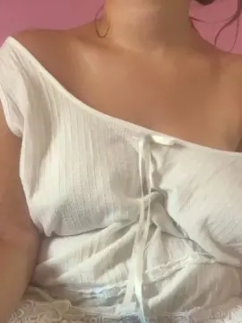 Giad325  live sex cam