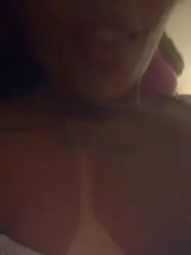 Gretarabuda  live sex cam