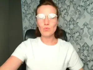 KellyKisss  live sex cam