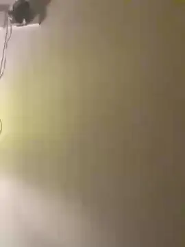 Milennacurvyy  live sex cam
