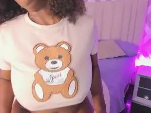 Tayrasiny  live sex cam