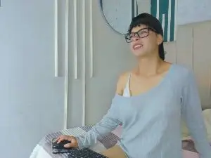 AliceMadnes  live sex cam