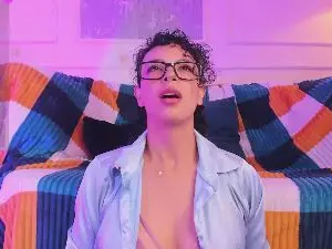 AliceMadnes  live sex cam