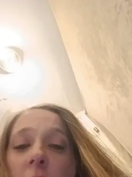 Nicolewetty  live sex cam