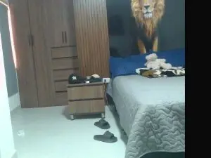 Britany81  live sex cam