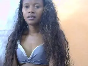 Britanie69  live sex cam