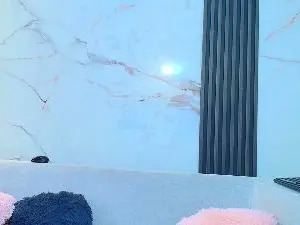 CristalRosse1  live sex cam