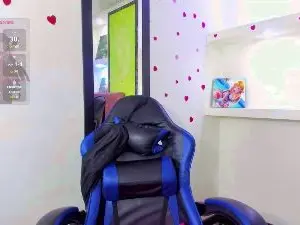 Dorothy_Clut  live sex cam