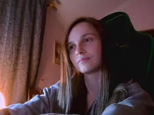 JunitaRuhling  live sex cam