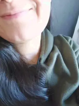 CalientaPija1  live sex cam