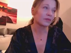 Giulia_sweet  live sex cam