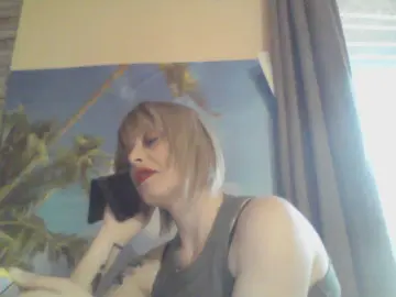 Bella325  live sex cam