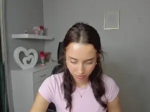 AdeleVibe  live sex cam